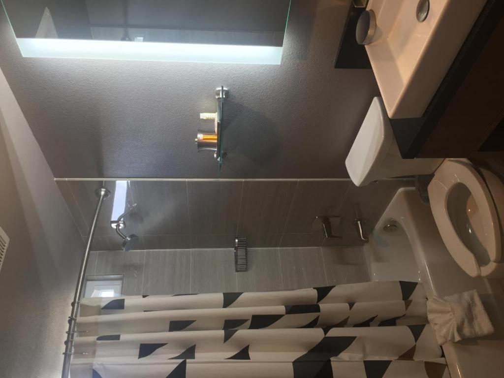 Arden Star Hotel 2*