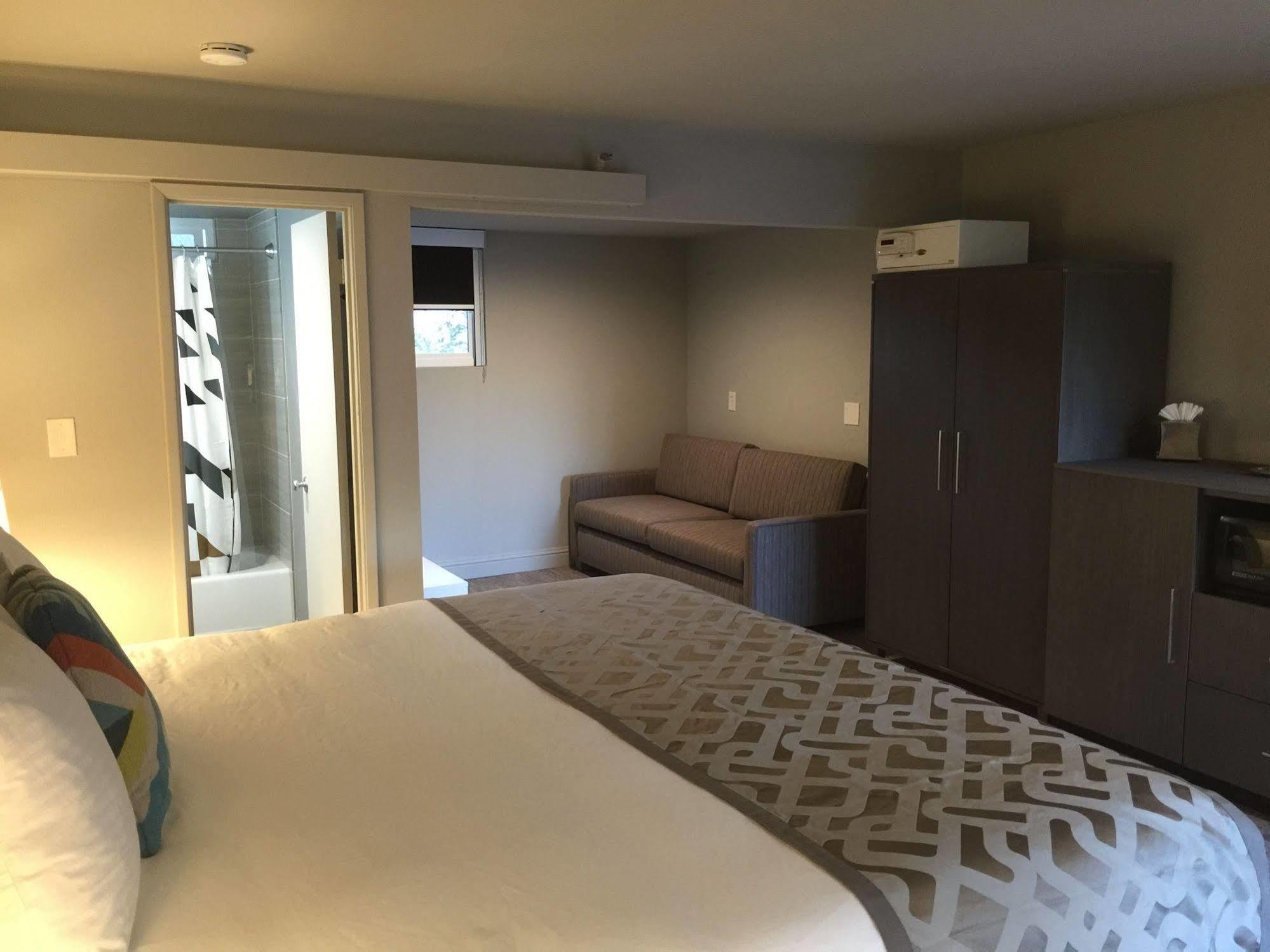Arden Star Hotel