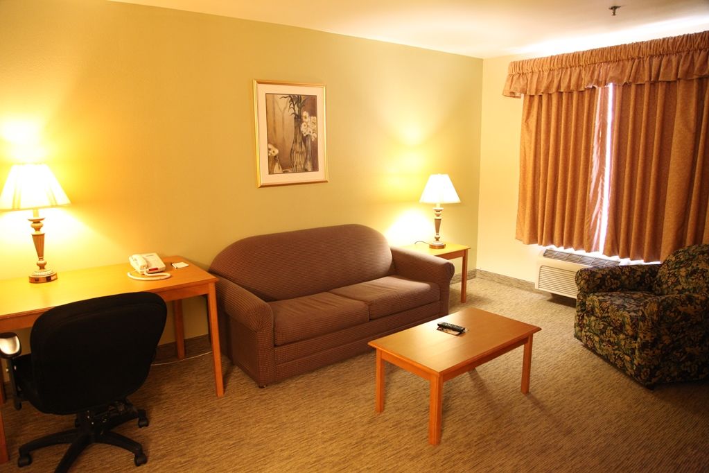 Hotel Arden Star McClellan